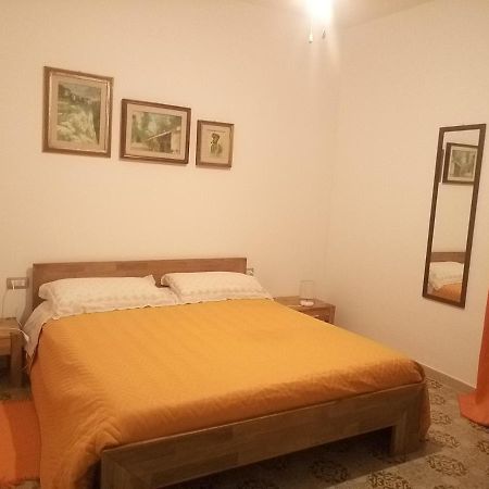 Bed and Breakfast I Tre Scalini Стінтіно Екстер'єр фото
