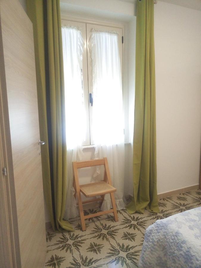 Bed and Breakfast I Tre Scalini Стінтіно Екстер'єр фото