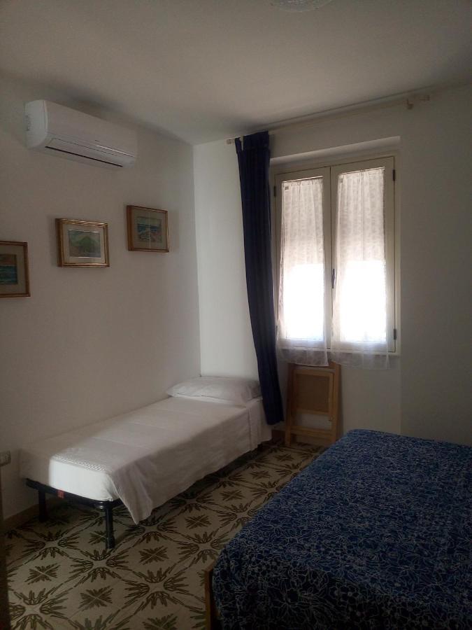 Bed and Breakfast I Tre Scalini Стінтіно Екстер'єр фото